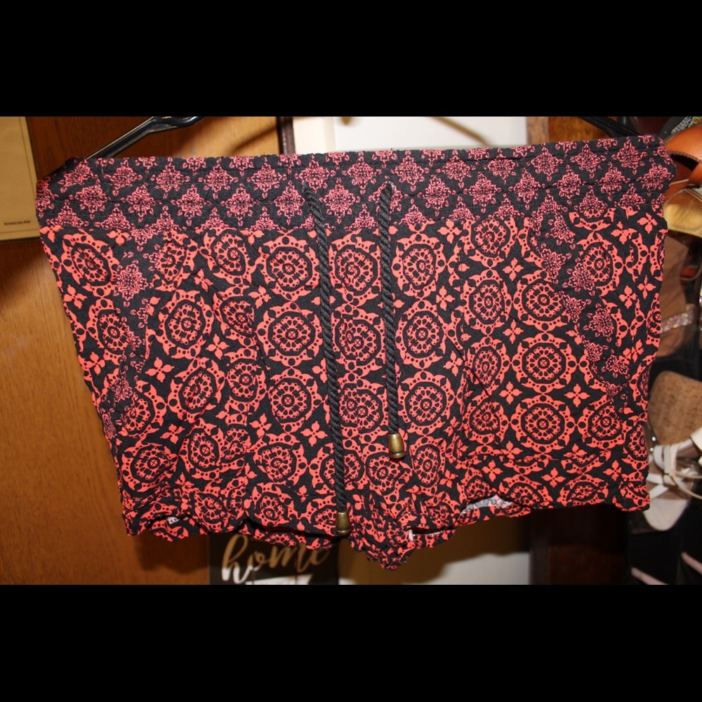 Patterned shorts - Rue 21